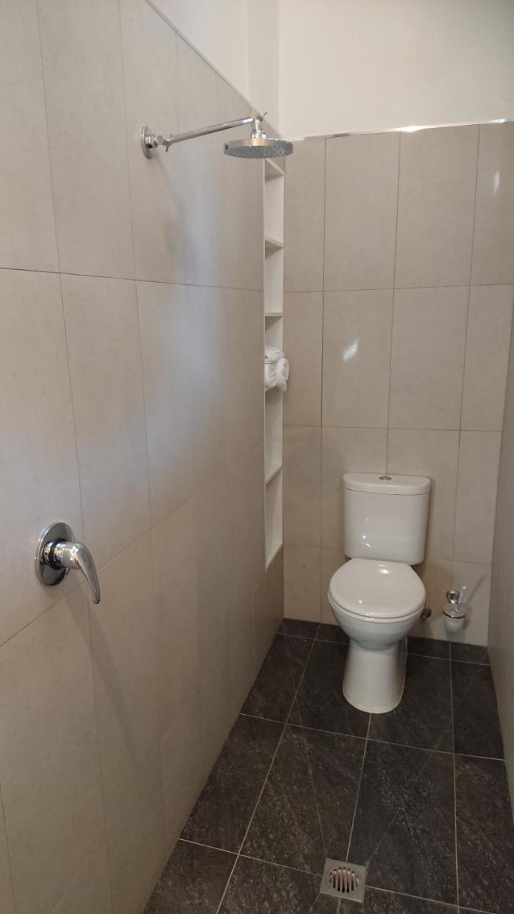 The Empire Hotel Делорейн Экстерьер фото